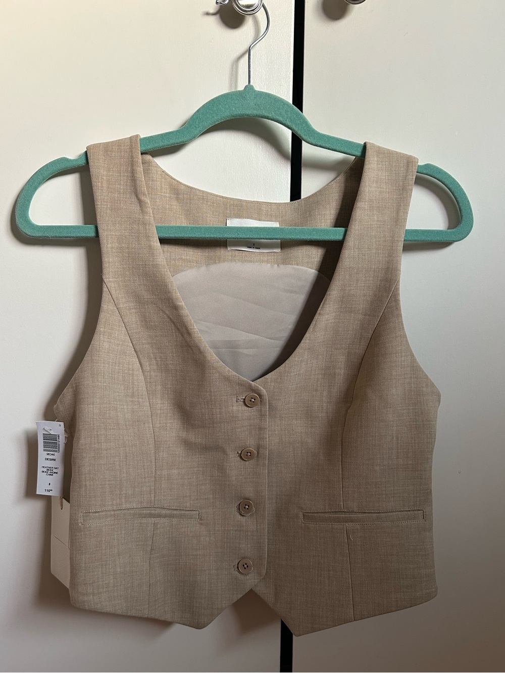 NWT Wilfred Desire Classic Women's Button Vest in Heather Oat Beige Aritzia Suit